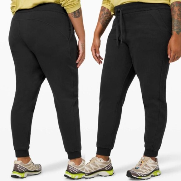 Lululemon Black Scuba Joggers - 16, rare size! - Picture 1 of 9